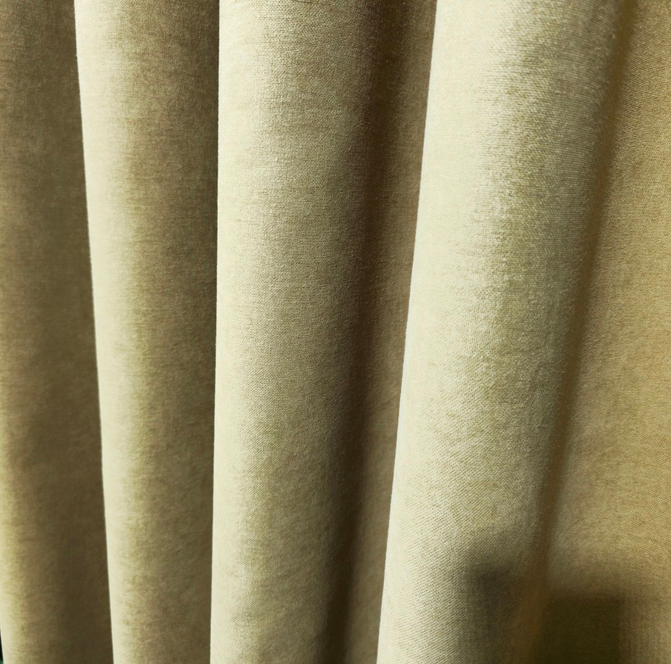 Wave Vorhang „Solea“ – Blickdicht in Senfgelb