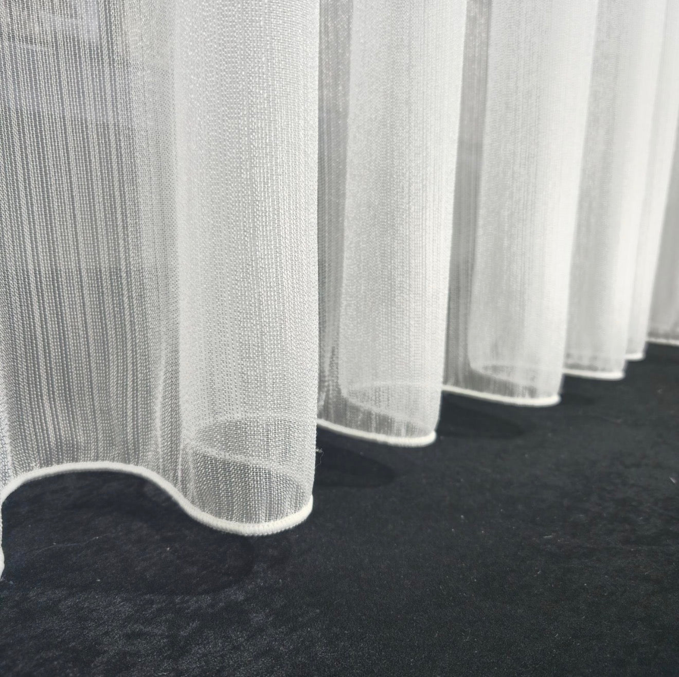 Wave Vorhang „Velora“ – Feinstruktur Halbtransparent in Reinweiß